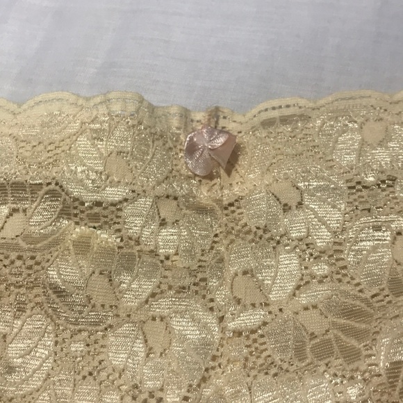 Short body shapers, Beige,Large,Lace - Picture 2 of 5